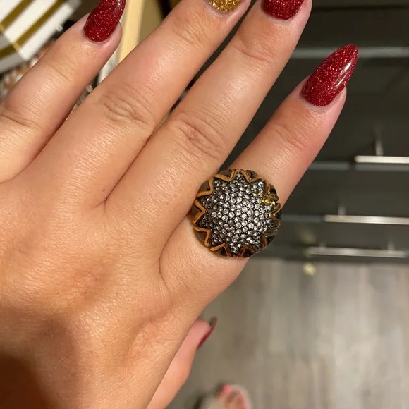 Stella and Dot ring - Picture 2 of 3